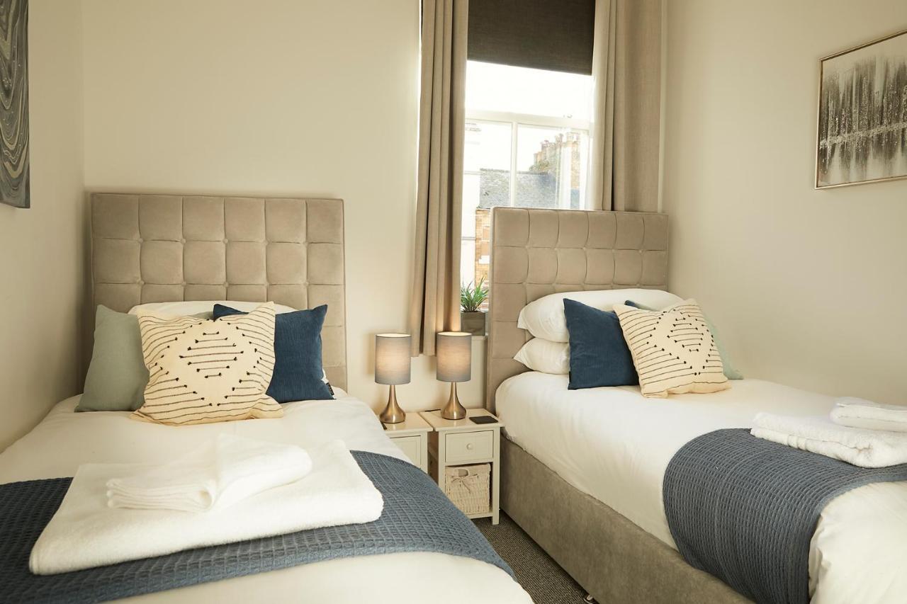 Sea View Serenity Breath Taking Sea View Sleeps 4 Scarborough Exterior photo